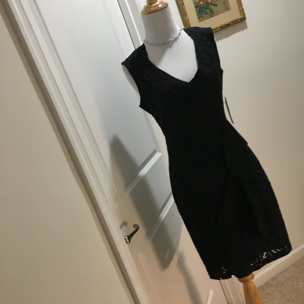 👗 NWT Eva Mendes Black Lace Dress